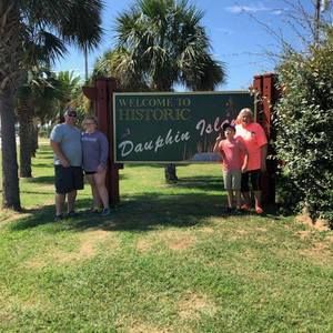 Meet your Posher, Sharon